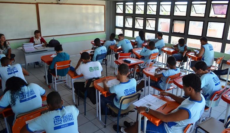 A Secretaria de Educação de Rio das Ostras decidiu pela volta às aulas