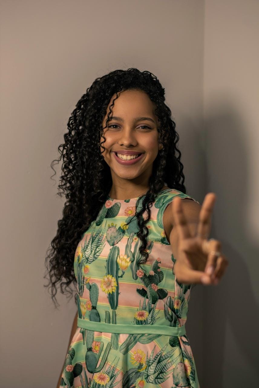 Isabelly tem 13 anos e é de Conceição de Macabu e se apresentou no The Voice Kids 