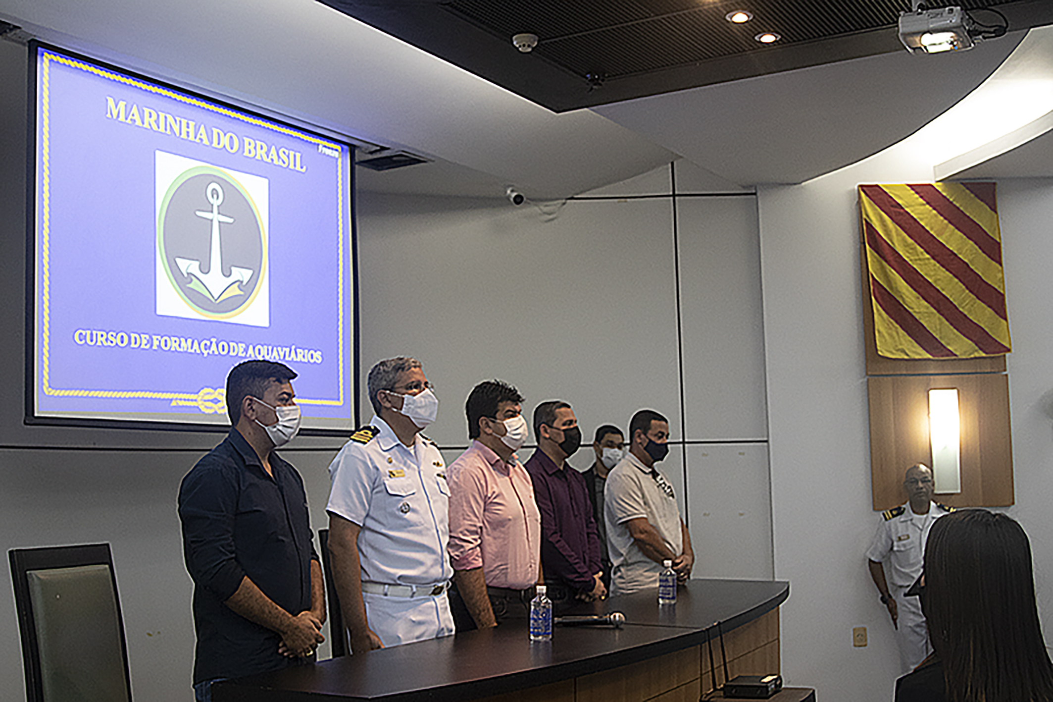 O curso foi oferecido, gratuitamente, pela Marinha do Brasil