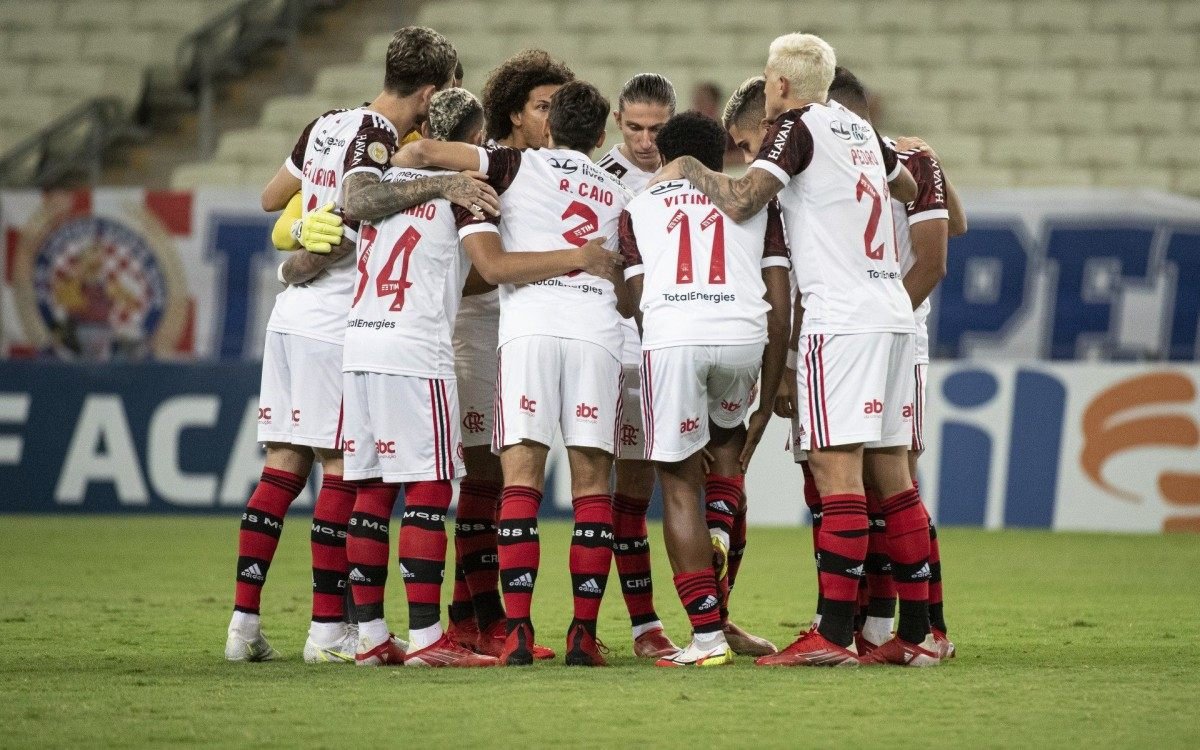 Flamengo mantém diferença de 11 pontos para o líder Atlético-MG