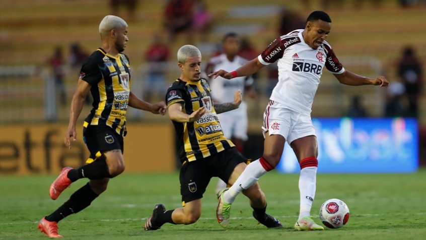 Jogo foi realizado pela 2ª rodada do Campeonato Carioca, no Estádio Raulino de Oliveira