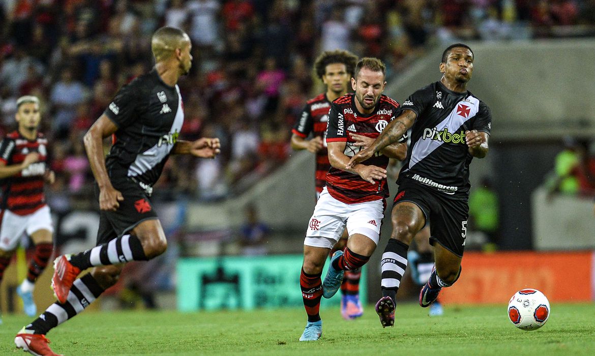 Fla x Flu decide campeão carioca neste sábado no Maracanã