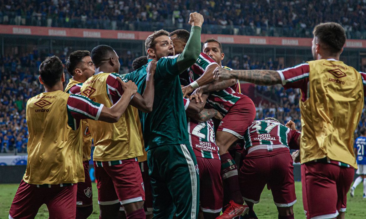 Argentino Germán Cano se destacou com um gol e uma assistência