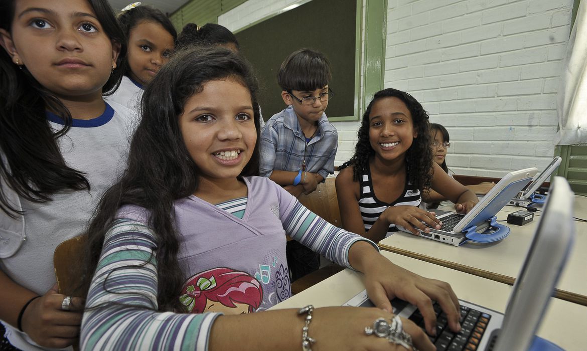 Para participar do certame, estudante deve procurar escola