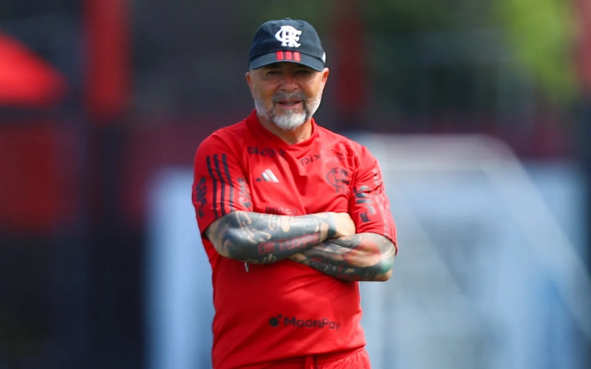 Jorge Sampaoli teve a primeira derrota no comando do Flamengo