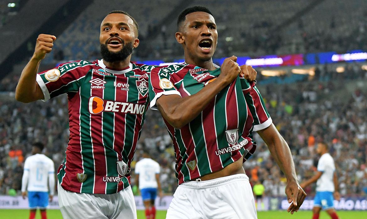  Fluminense derrotou o Bahia por 2 a 1, de virada