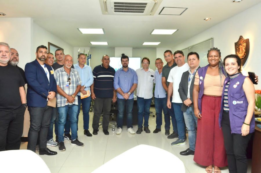 Encontro reuniu prefeitos e representantes de várias cidades vizinhas ao Município