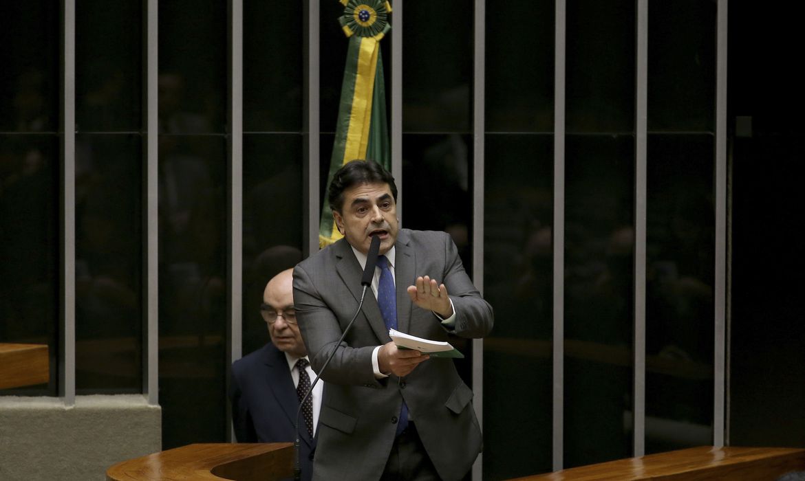 Proposta de Emenda à Constituição obteve 175 assinaturas na Câmara