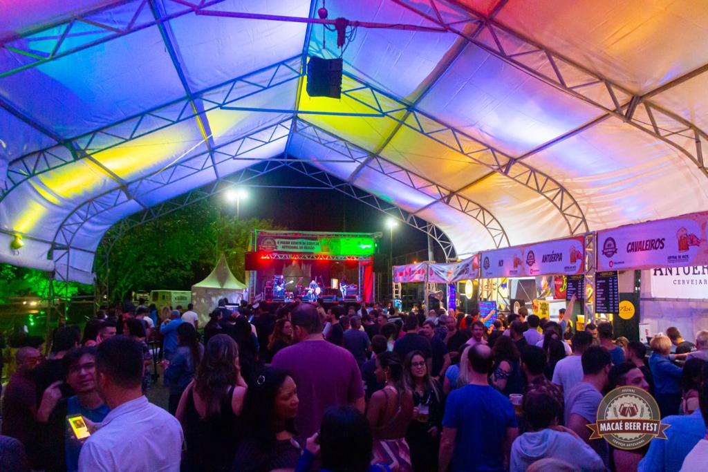  A abertura do VI Macaé Beer Fest, nesta quinta-feira (05), será com a banda Jóvi