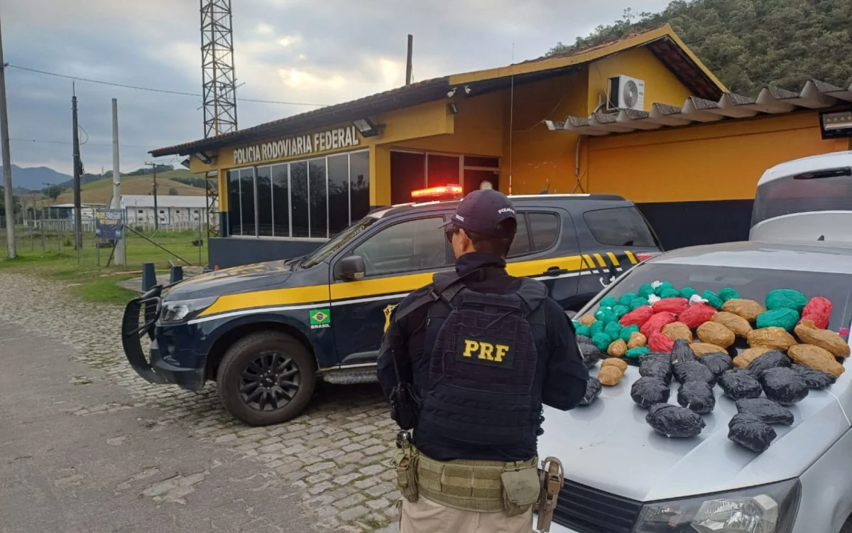 Detido em Casimiro de Abreu, criminoso transportava maconha e cocaína do Complexo do Alemão até Rio das Ostras