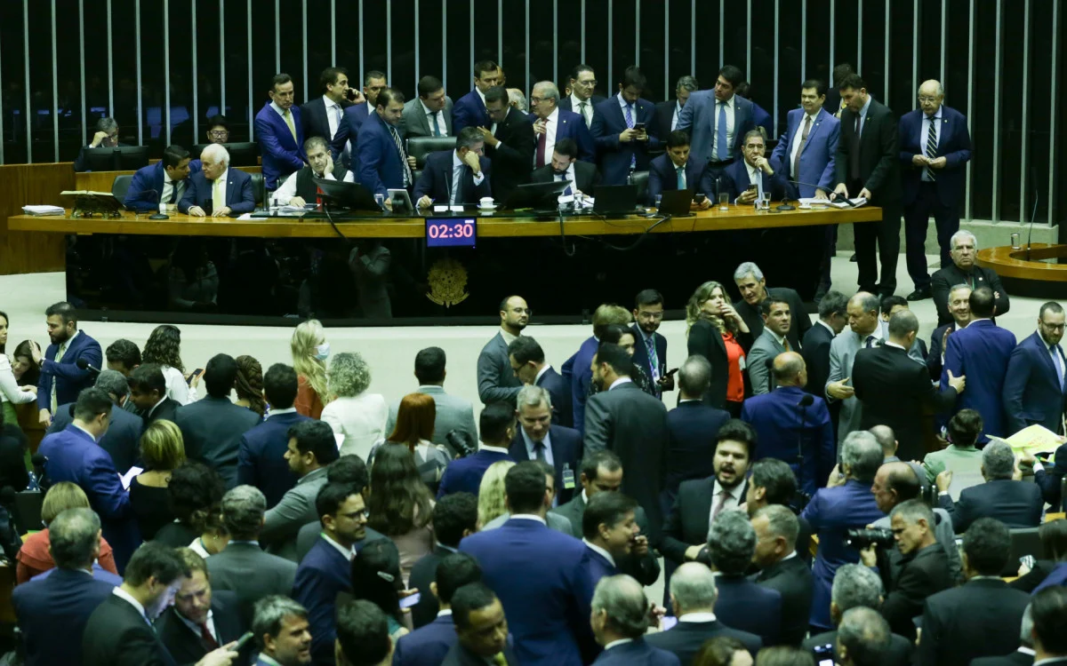 Câmara dos Deputados durante sessão que regulamentou a primeira parte da reforma tributária