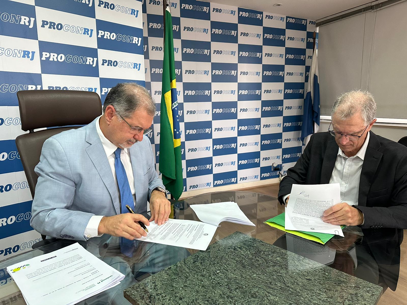 Procon RJ e Unimed FERJ assinam Termo de Cooperação Técnica para solucionar demandas dos consumidores. (Divulgação PROCON-RJ)