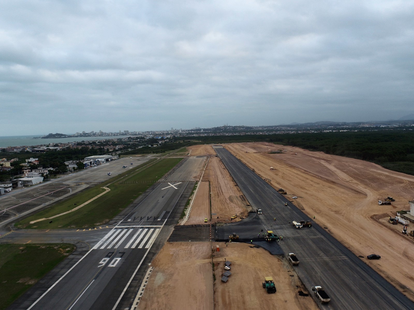 Obra entrou na reta final e quando for concluída vai elevar a categoria do aeroporto