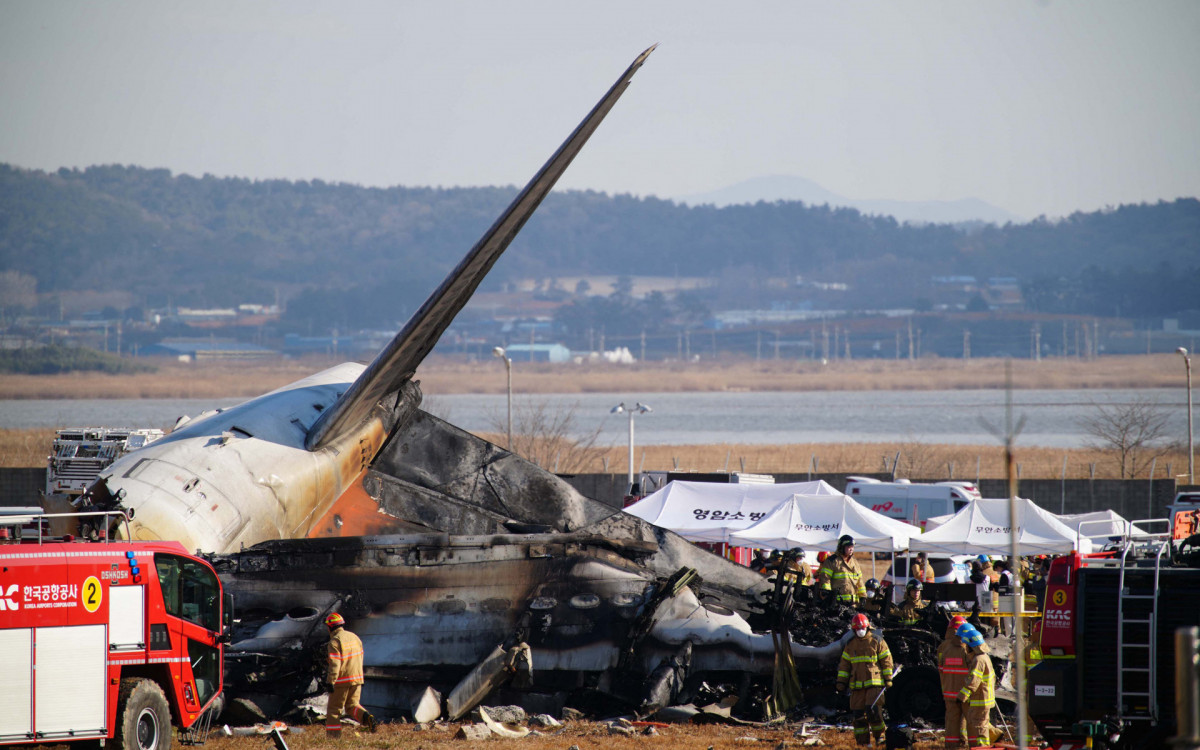 Avião com 181 pessoas a bordo sofre acidente na Coreia do Sul