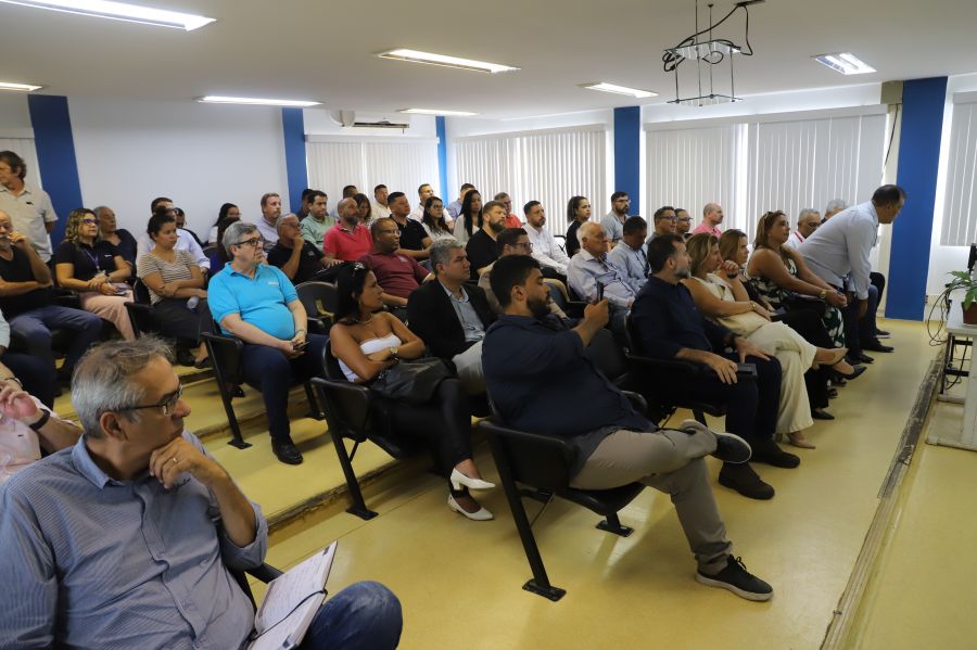 Ao final do encontro, os empresários tiveram a oportunidade de tirar dúvidas e apresentar sugestões