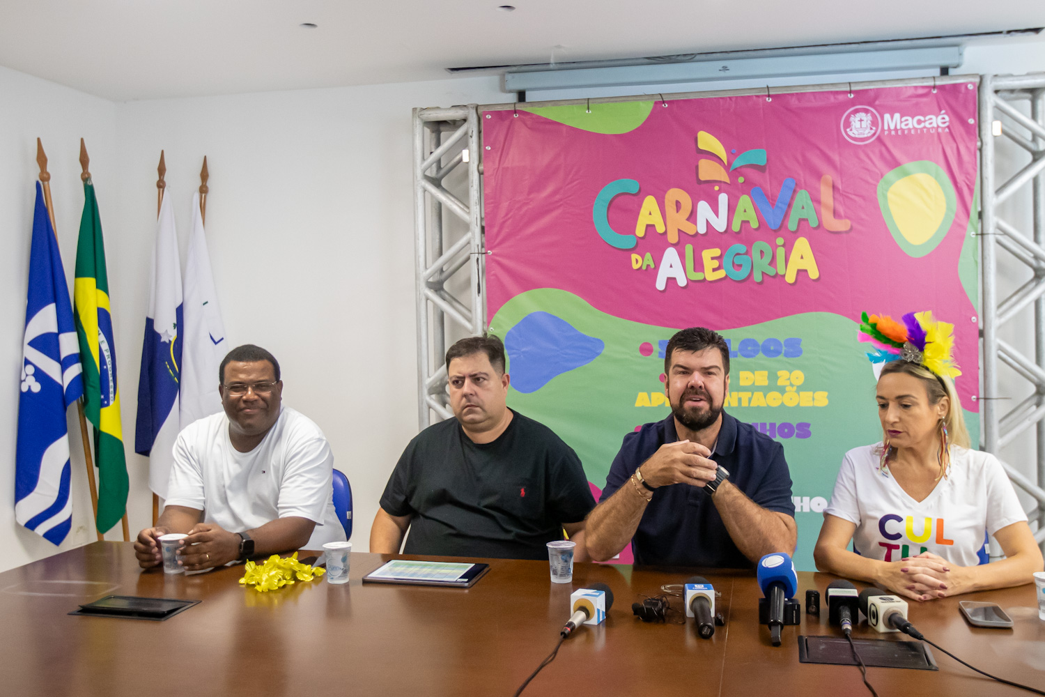 Locais como Cavaleiros, Imbetiba, Bar do Coco, Centro, além de Glicério, Sana e Bicuda Pequena