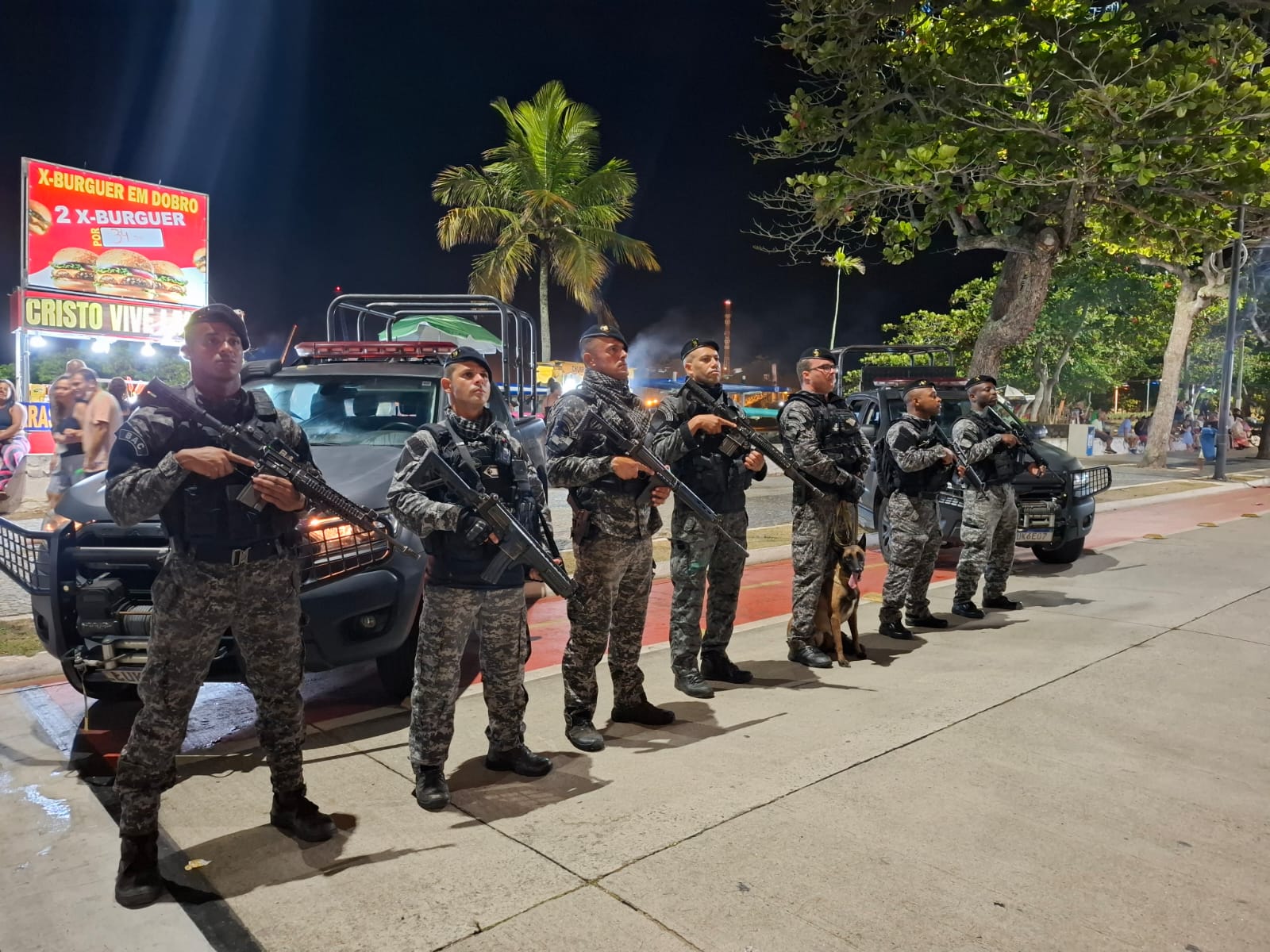 O efetivo incluiu profissionais da Guarda Municipal, Polícia Militar, Polícia Civil, Defesa Civil e agentes de mobilidade