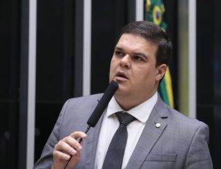 Projeto define condições para o reenquadramento de auxiliares como técnicos de enfermagem