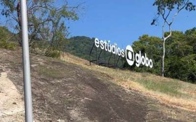 Urgente: Estúdios Globo Invadidos!