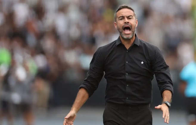 Técnico português Artur Jorge deixa o comando do Botafogo